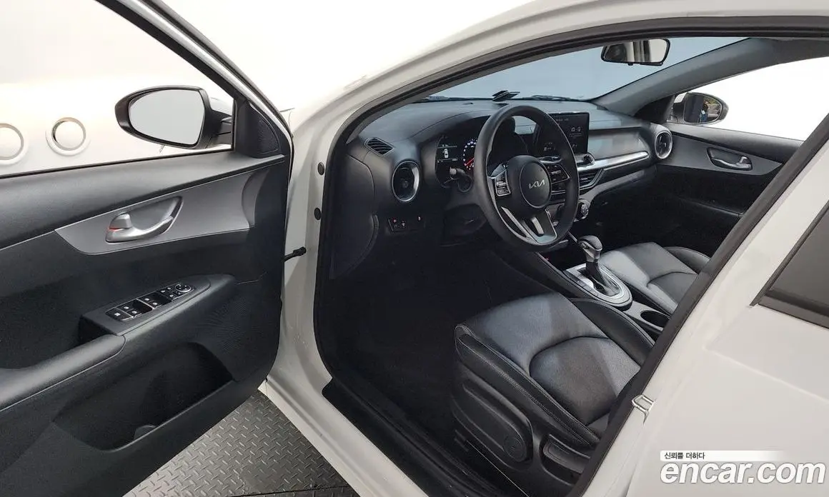 Kia K3 2023 1.6 автомат (гидро), фото 13 Kia K3 2023 1.6 автомат (гидро), фото 13