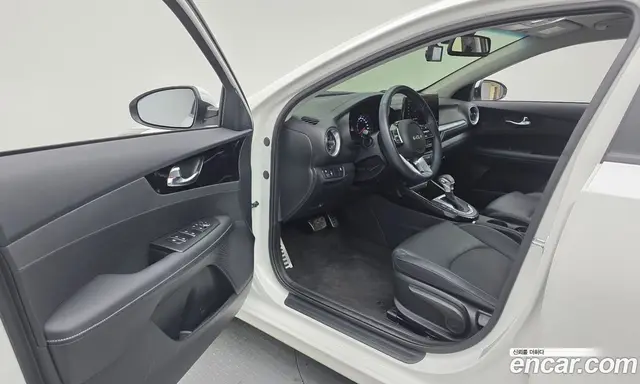 Kia K3 2024 1.6 автомат (гидро), миниатюра 10