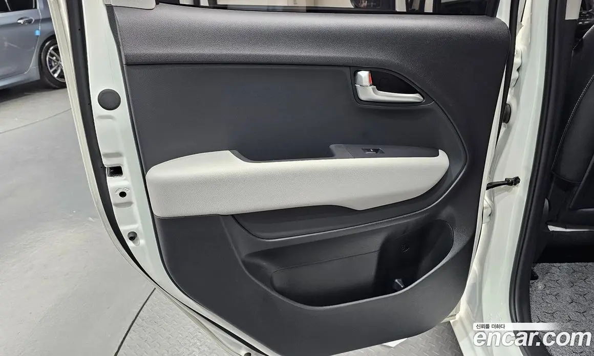 Kia Ray 2025 1.0 автомат (гидро), фото 15 Kia Ray 2025 1.0 автомат (гидро), фото 15