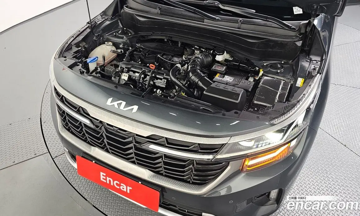 Kia Seltos 2023 1.6 автомат (гидро), фото 6 Kia Seltos 2023 1.6 автомат (гидро), фото 6
