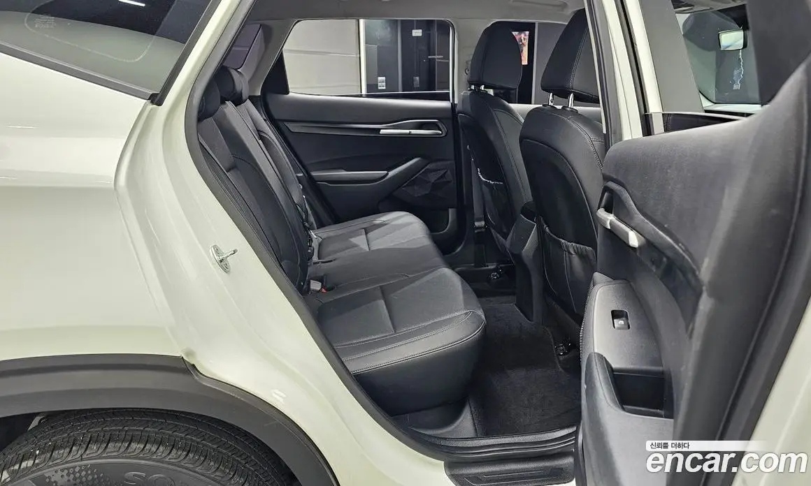 Kia Seltos 2023 1.6 автомат (гидро), фото 12 Kia Seltos 2023 1.6 автомат (гидро), фото 12