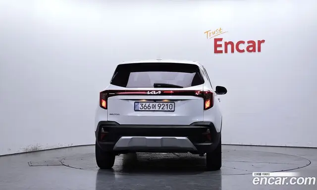 Kia Seltos 2023 1.6 автомат (гидро), миниатюра 4 Kia Seltos 2023 1.6 автомат (гидро), миниатюра 4