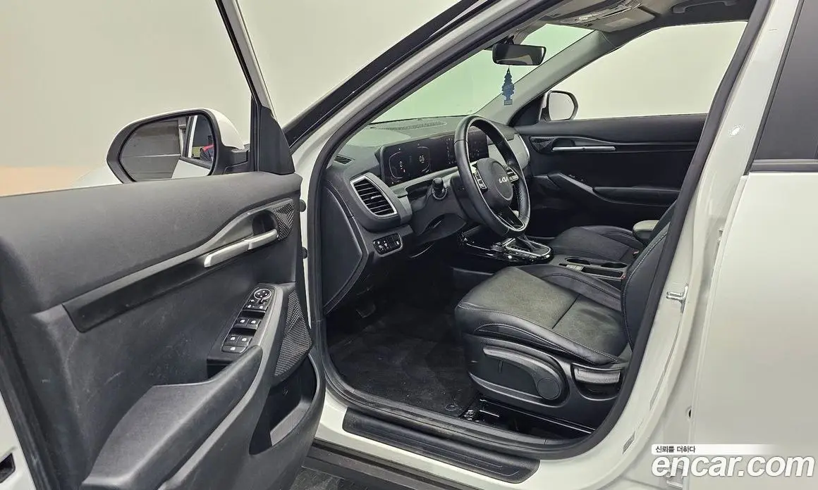 Kia Seltos 2023 1.6 автомат (гидро), фото 10 Kia Seltos 2023 1.6 автомат (гидро), фото 10