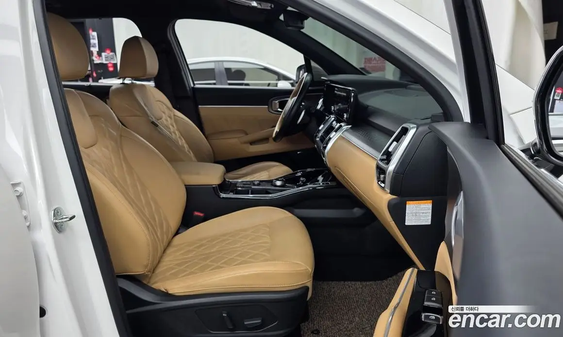 Kia Sorento 2023 1.6 автомат (гидро), фото 17 Kia Sorento 2023 1.6 автомат (гидро), фото 17