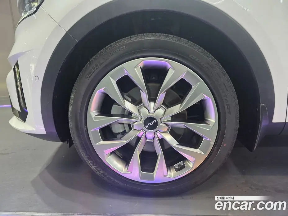 Kia Sorento 2023 2.2 автомат (гидро), фото 5 Kia Sorento 2023 2.2 автомат (гидро), фото 5