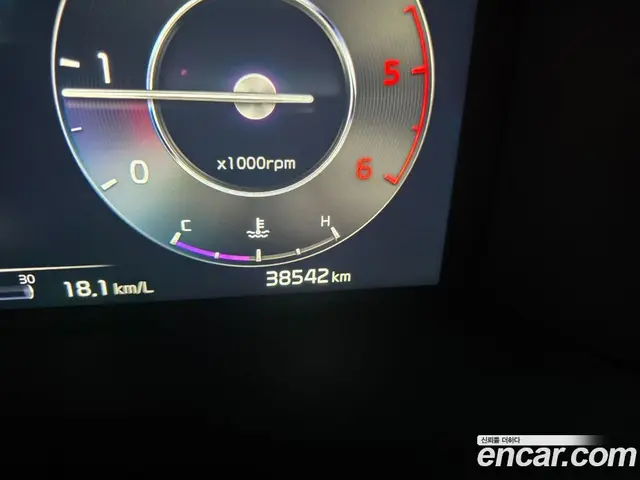 Kia Sorento 2023 2.2 автомат (гидро), миниатюра 8 Kia Sorento 2023 2.2 автомат (гидро), миниатюра 8