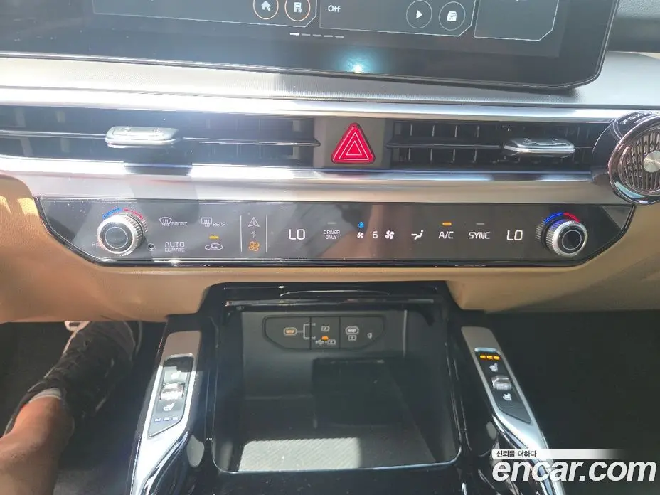 Kia Sorento 2024 1.6 автомат (гидро), фото 16 Kia Sorento 2024 1.6 автомат (гидро), фото 16