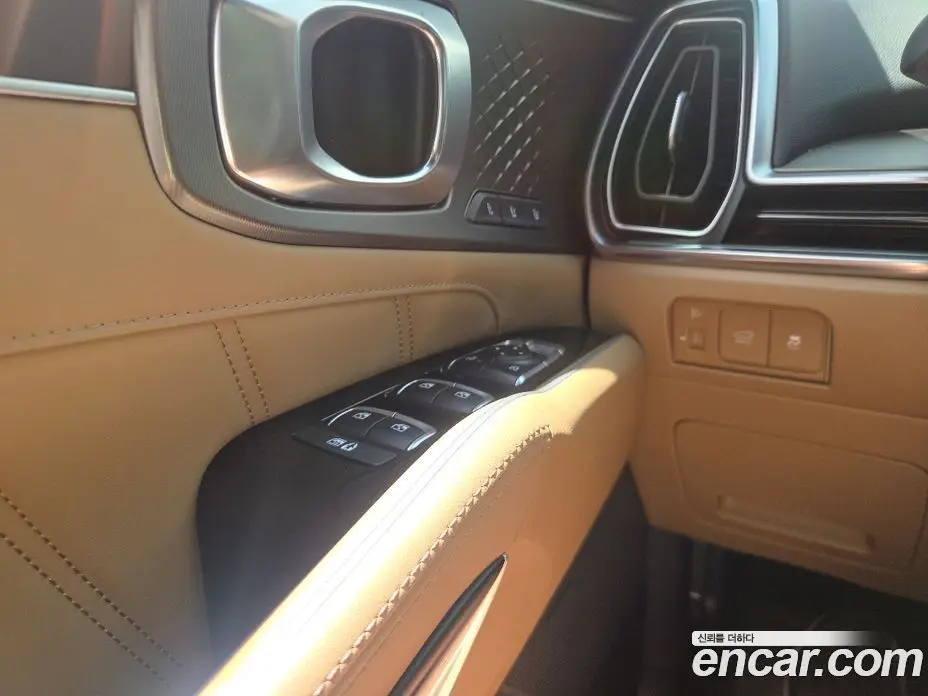Kia Sorento 2024 1.6 автомат (гидро), фото 20 Kia Sorento 2024 1.6 автомат (гидро), фото 20