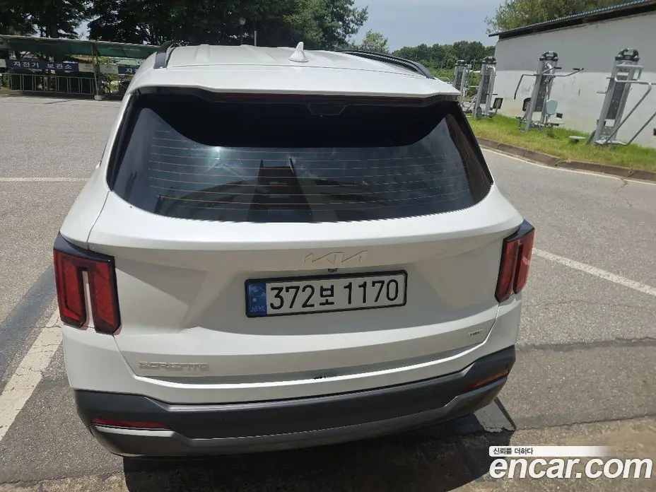 Kia Sorento 2024 1.6 автомат (гидро), фото 8 Kia Sorento 2024 1.6 автомат (гидро), фото 8