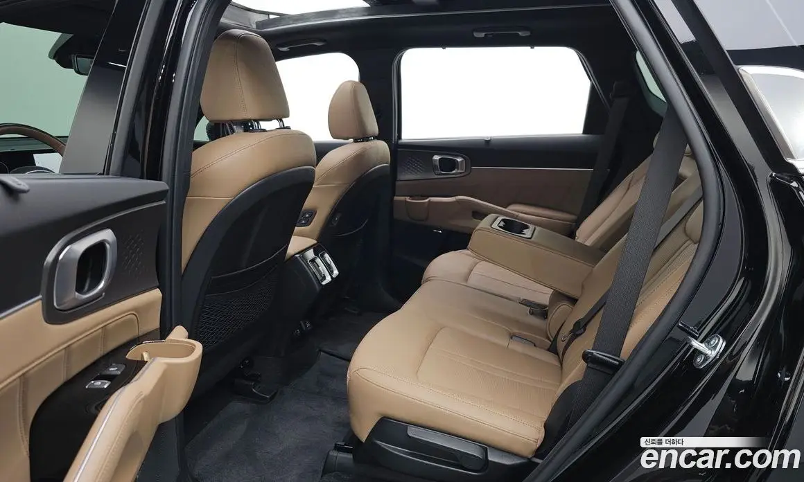 Kia Sorento 2025 1.6 автомат (гидро), фото 16 Kia Sorento 2025 1.6 автомат (гидро), фото 16