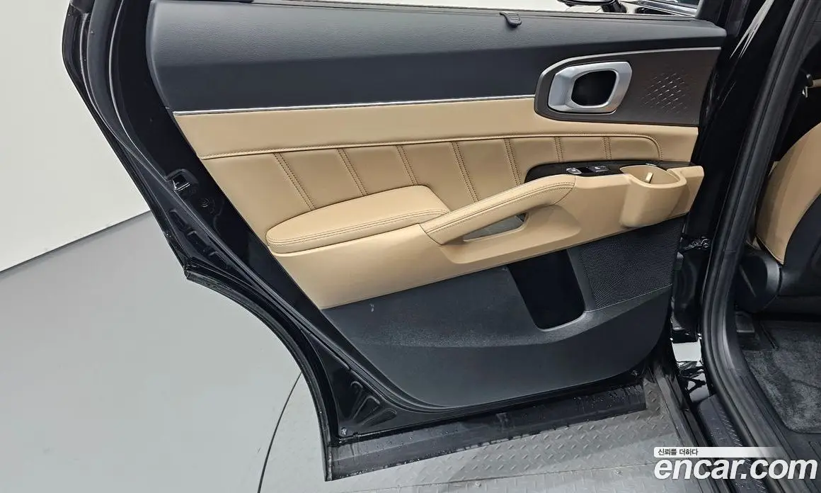 Kia Sorento 2026 2.5 автомат (гидро), фото 14 Kia Sorento 2026 2.5 автомат (гидро), фото 14