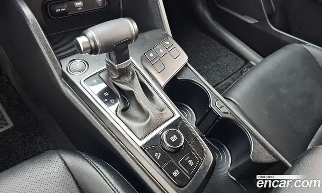 Kia Sportage 2023 1.6 автомат (гидро), миниатюра 11