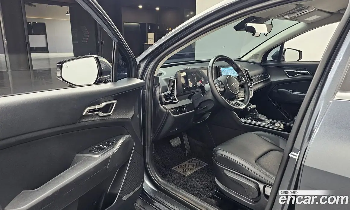 Kia Sportage 2023 1.6 автомат (гидро), фото 12