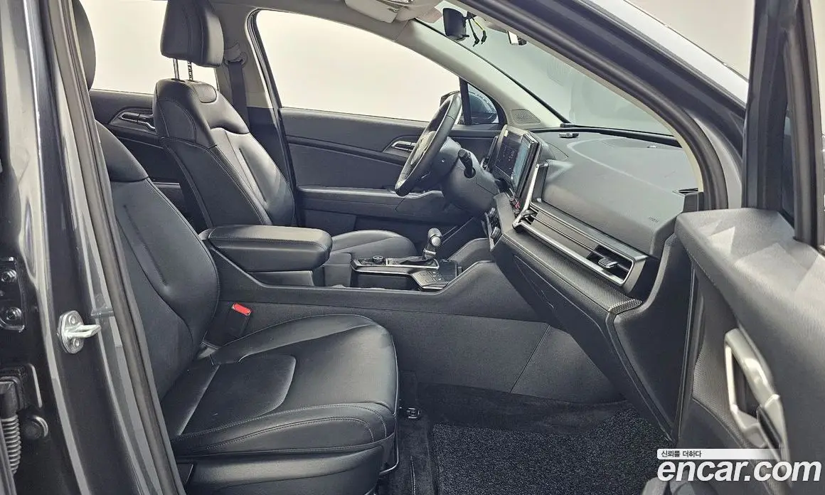 Kia Sportage 2023 1.6 автомат (гидро), фото 16
