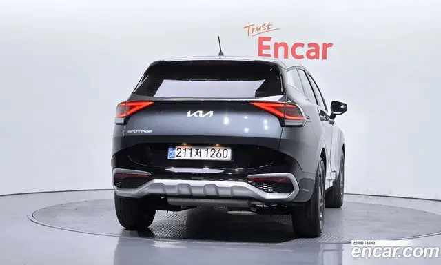 Kia Sportage 2023 1.6 автомат (гидро), миниатюра 3