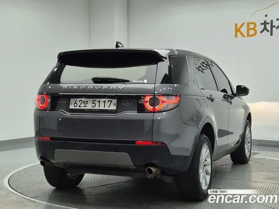 Land Rover Discovery Sport 2018 2.0 автомат (гидро), фото 2 Land Rover Discovery Sport 2018 2.0 автомат (гидро), фото 2