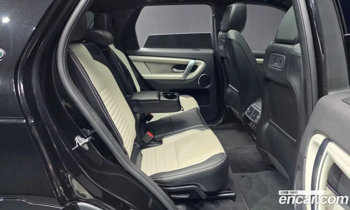 Land Rover Discovery Sport 2025 2.0 автомат (гидро), фото 18 Land Rover Discovery Sport 2025 2.0 автомат (гидро), фото 18