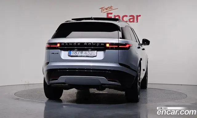 Land Rover Range Rover Velar 2024 3.0 автомат (гидро), миниатюра 3