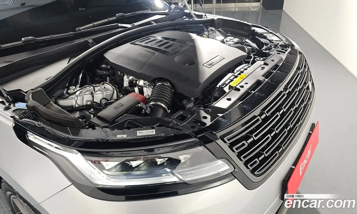 Land Rover Range Rover Velar 2024 3.0 автомат (гидро), фото 5