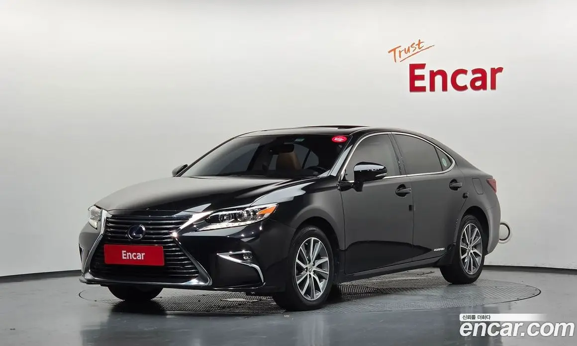 Lexus ES 2016 2.5 автомат (гидро), фото 1 Lexus ES 2016 2.5 автомат (гидро), фото 1