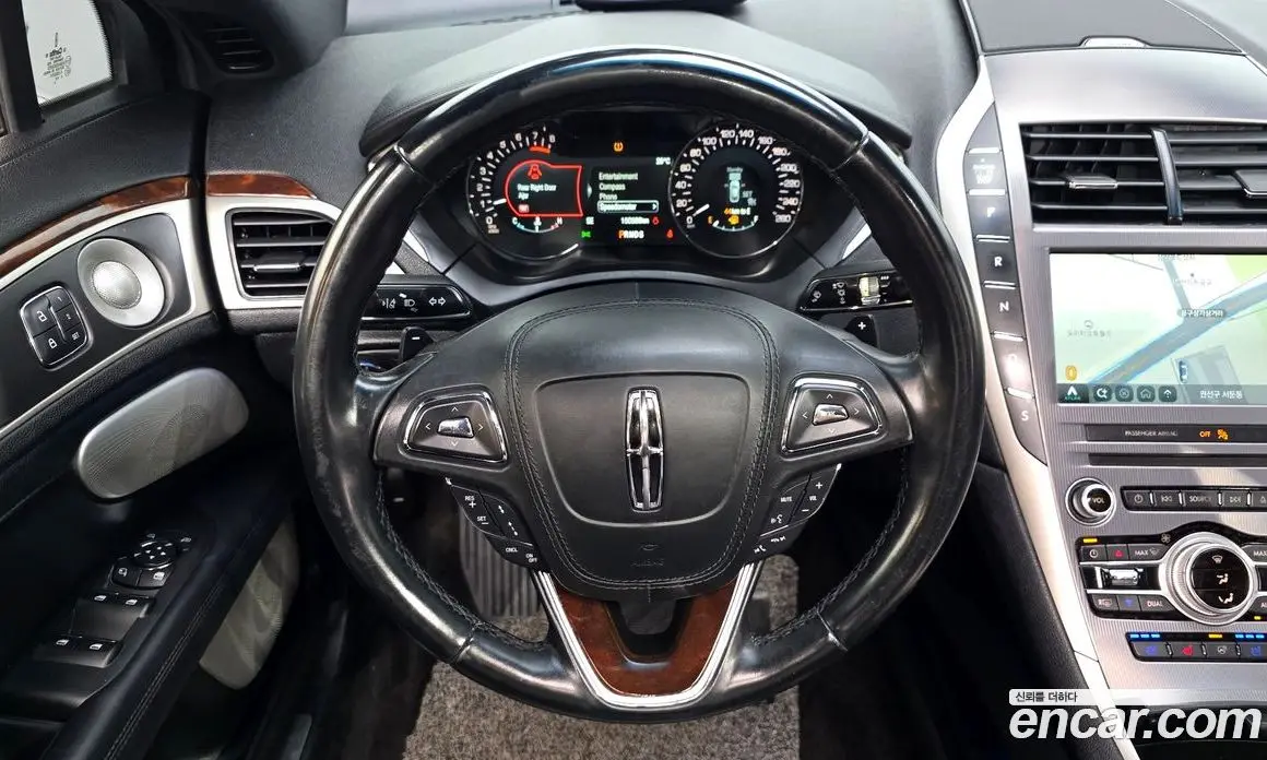 Lincoln MKZ 2017 2.0 автомат (гидро), фото 14 Lincoln MKZ 2017 2.0 автомат (гидро), фото 14