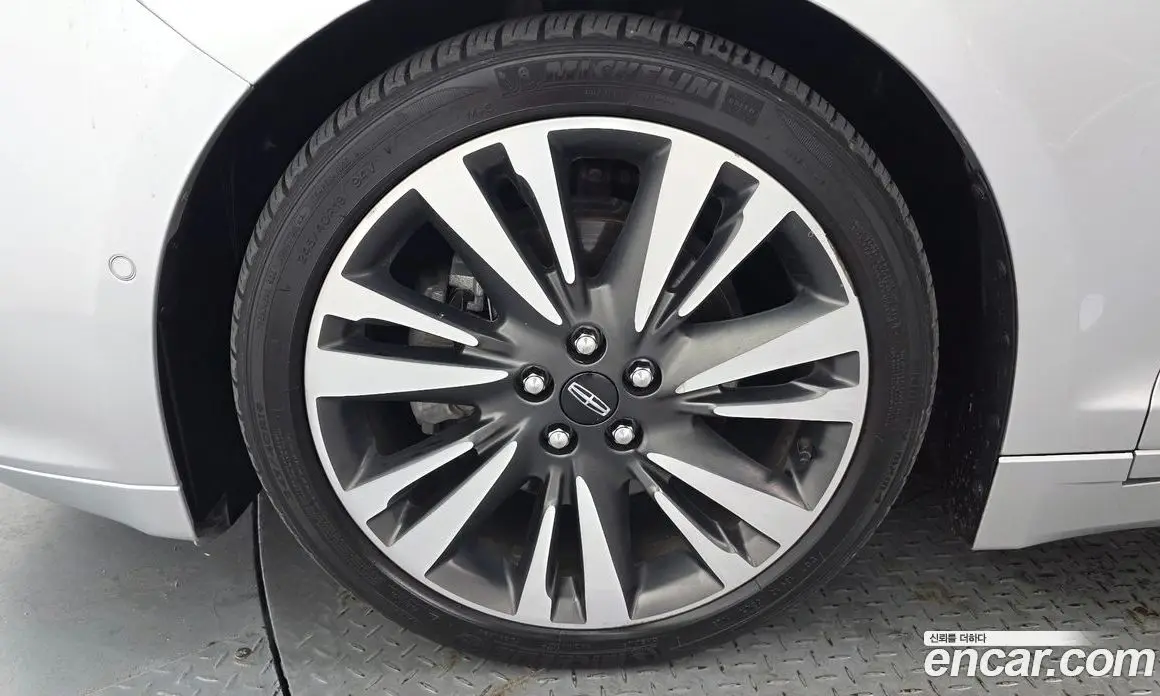 Lincoln MKZ 2017 2.0 автомат (гидро), фото 5 Lincoln MKZ 2017 2.0 автомат (гидро), фото 5