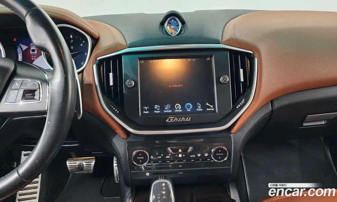 Maserati Ghibli 2015 3.0 автомат (гидро), фото 12 Maserati Ghibli 2015 3.0 автомат (гидро), фото 12