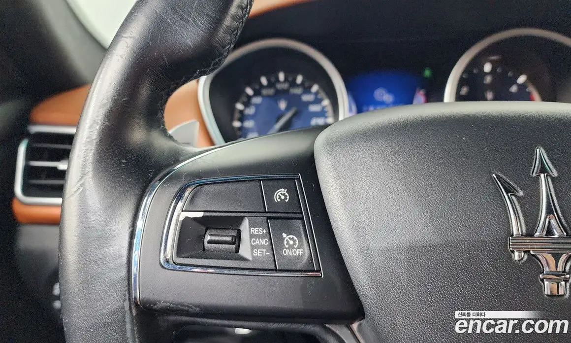 Maserati Ghibli 2015 3.0 автомат (гидро), фото 17 Maserati Ghibli 2015 3.0 автомат (гидро), фото 17