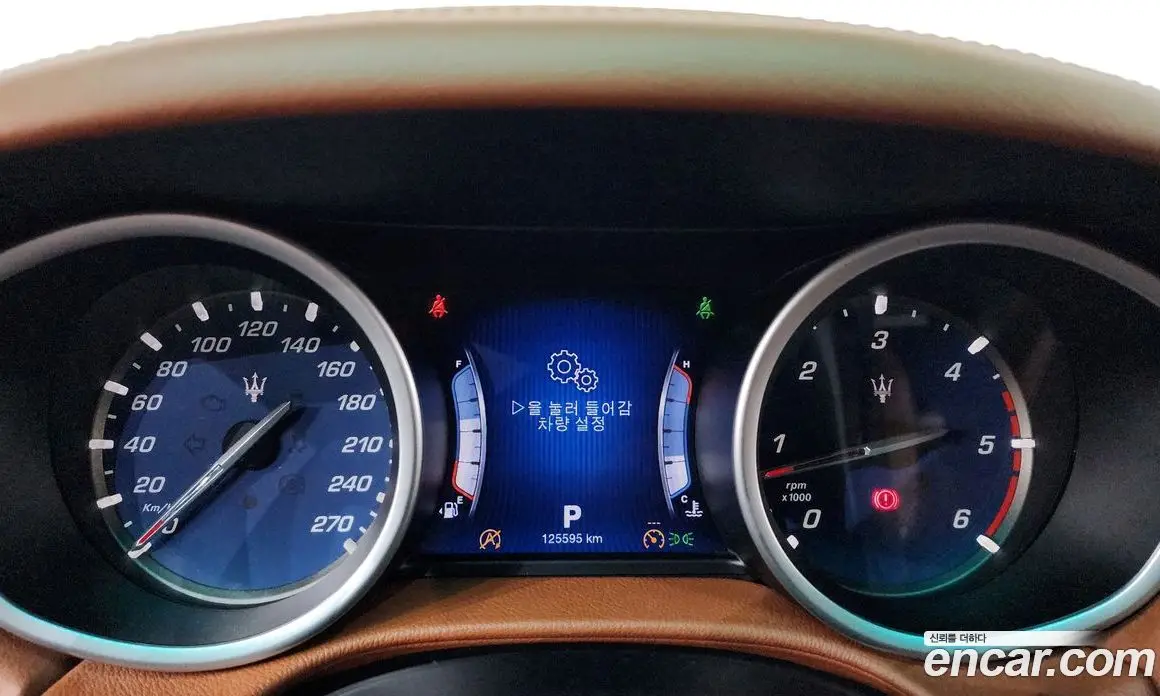 Maserati Ghibli 2015 3.0 автомат (гидро), фото 8 Maserati Ghibli 2015 3.0 автомат (гидро), фото 8