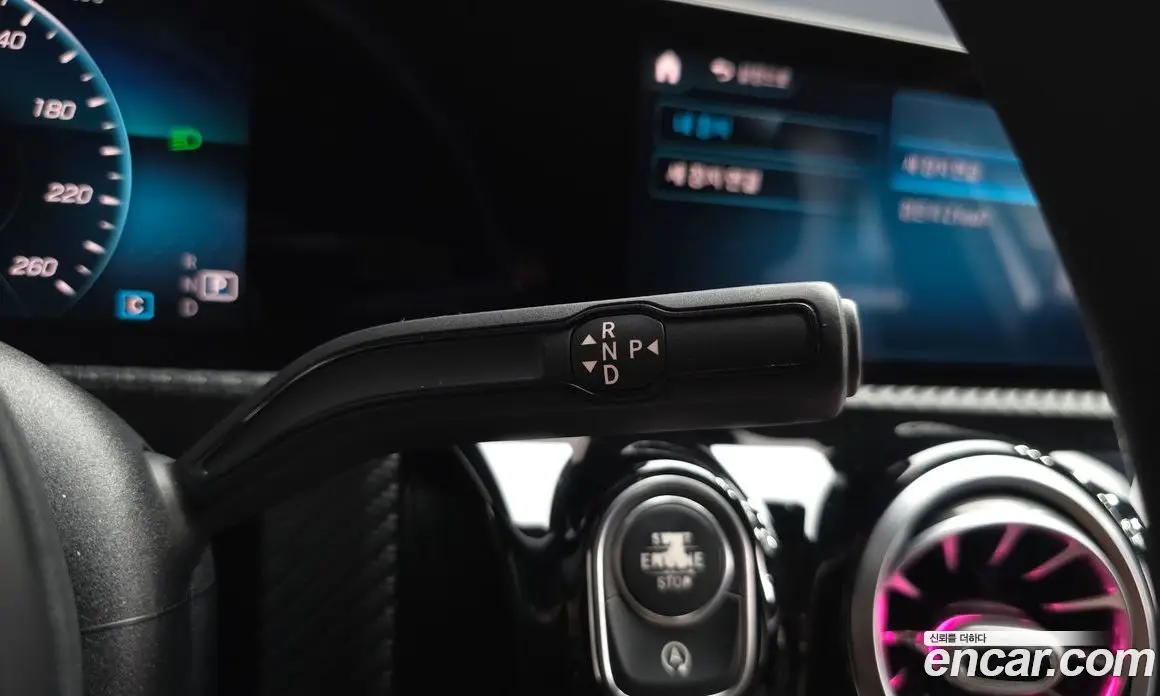Mercedes-Benz A-Class 2019 2.0 автомат (гидро), фото 11 Mercedes-Benz A-Class 2019 2.0 автомат (гидро), фото 11