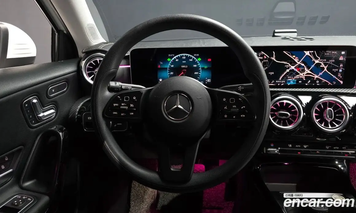 Mercedes-Benz A-Class 2019 2.0 автомат (гидро), фото 18 Mercedes-Benz A-Class 2019 2.0 автомат (гидро), фото 18