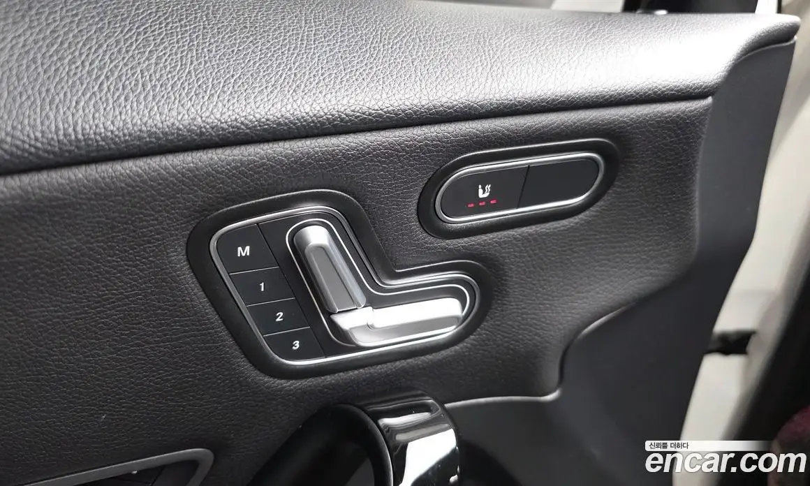 Mercedes-Benz A-Class 2019 2.0 автомат (гидро), фото 23 Mercedes-Benz A-Class 2019 2.0 автомат (гидро), фото 23