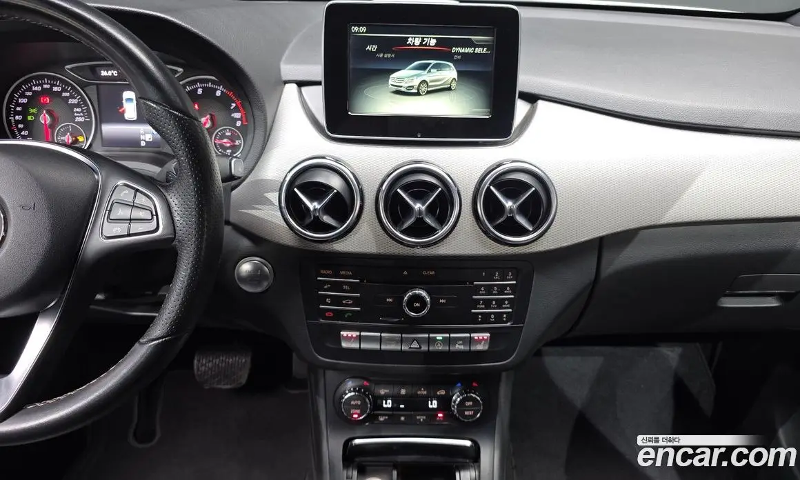 Mercedes-Benz B-Class 2018 2.0 автомат (гидро), фото 20 Mercedes-Benz B-Class 2018 2.0 автомат (гидро), фото 20