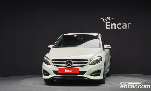 Mercedes-Benz B-Class 2018 2.0 автомат (гидро), миниатюра 3 Mercedes-Benz B-Class 2018 2.0 автомат (гидро), миниатюра 3