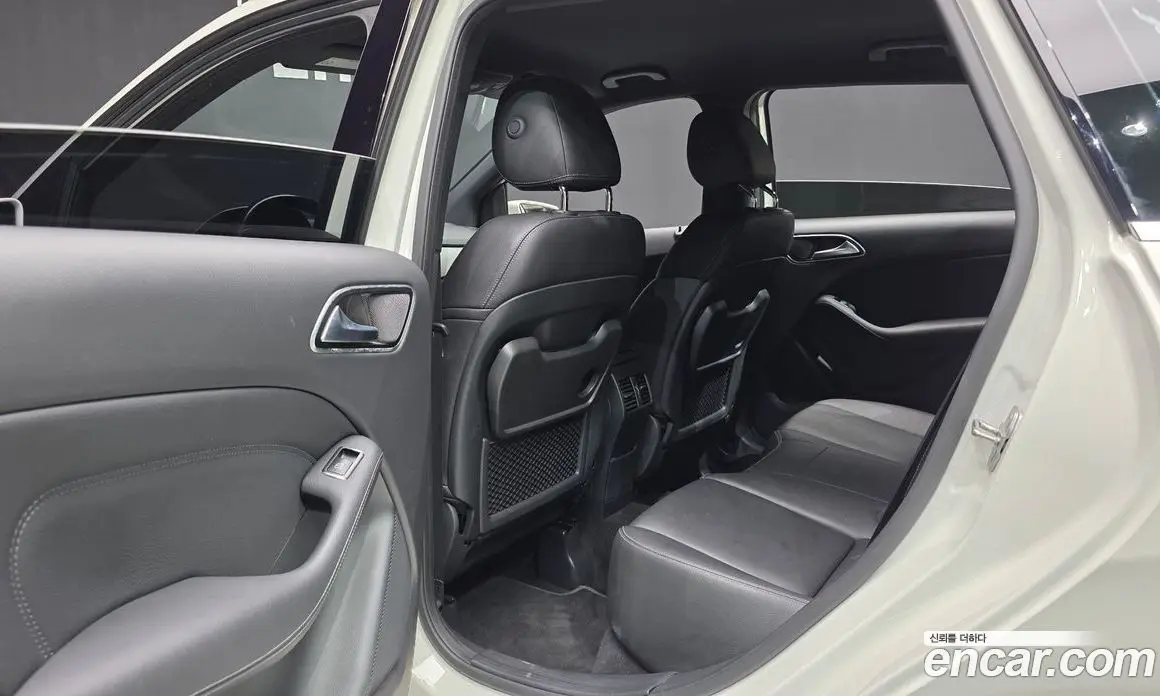 Mercedes-Benz B-Class 2018 2.0 автомат (гидро), фото 26 Mercedes-Benz B-Class 2018 2.0 автомат (гидро), фото 26