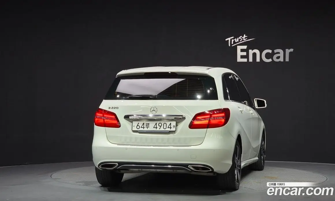 Mercedes-Benz B-Class 2018 2.0 автомат (гидро), фото 4 Mercedes-Benz B-Class 2018 2.0 автомат (гидро), фото 4