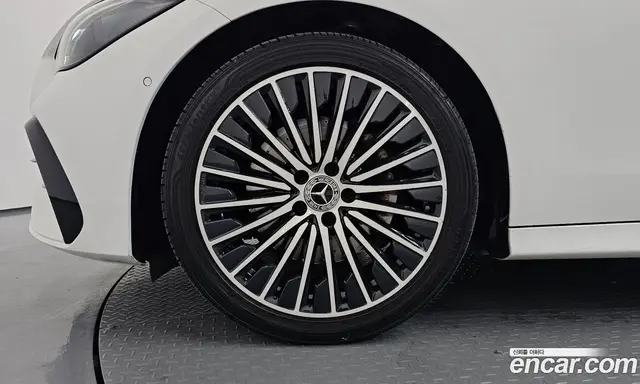 Mercedes-Benz CLE-Class 2024 2.0 автомат (гидро), миниатюра 4 Mercedes-Benz CLE-Class 2024 2.0 автомат (гидро), миниатюра 4