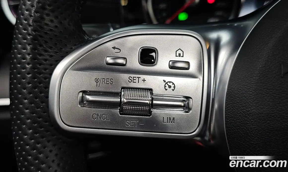 Mercedes-Benz E-Class 2019 1.9 автомат (гидро), фото 18 Mercedes-Benz E-Class 2019 1.9 автомат (гидро), фото 18