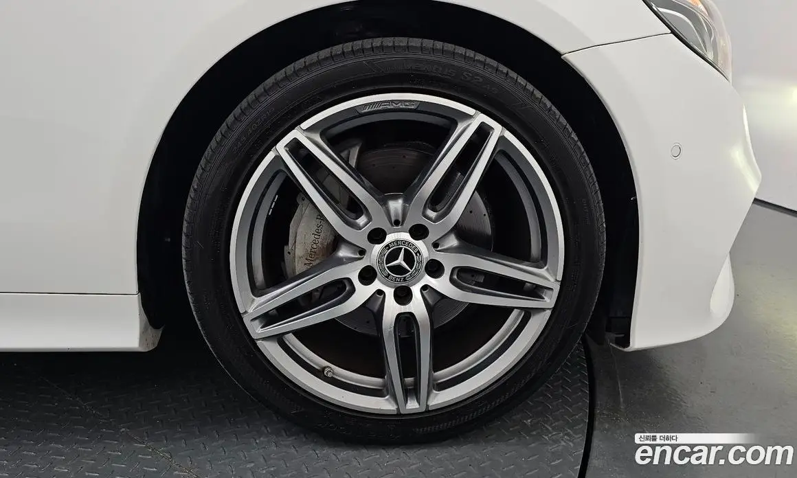 Mercedes-Benz E-Class 2019 1.9 автомат (гидро), фото 6 Mercedes-Benz E-Class 2019 1.9 автомат (гидро), фото 6