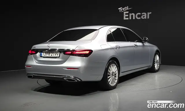 Mercedes-Benz E-Class 2022 2.0 автомат (гидро), миниатюра 2 Mercedes-Benz E-Class 2022 2.0 автомат (гидро), миниатюра 2
