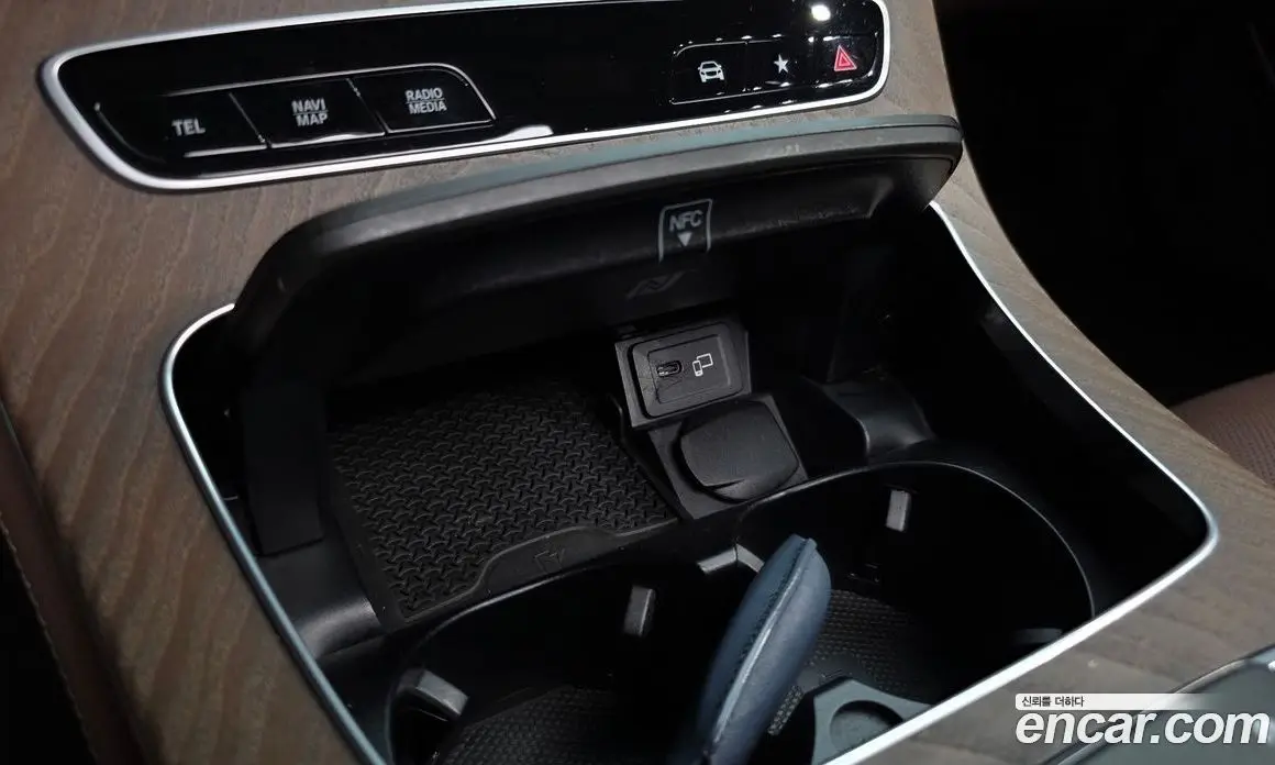 Mercedes-Benz E-Class 2022 2.0 автомат (гидро), фото 16 Mercedes-Benz E-Class 2022 2.0 автомат (гидро), фото 16