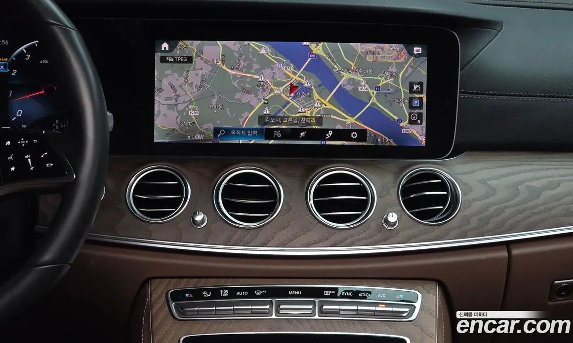 Mercedes-Benz E-Class 2022 2.0 автомат (гидро), фото 20 Mercedes-Benz E-Class 2022 2.0 автомат (гидро), фото 20