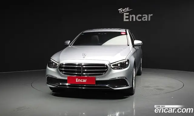 Mercedes-Benz E-Class 2022 2.0 автомат (гидро), миниатюра 3 Mercedes-Benz E-Class 2022 2.0 автомат (гидро), миниатюра 3