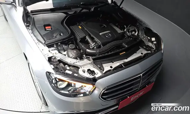 Mercedes-Benz E-Class 2022 2.0 автомат (гидро), миниатюра 6 Mercedes-Benz E-Class 2022 2.0 автомат (гидро), миниатюра 6