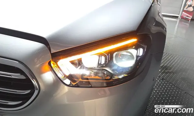 Mercedes-Benz E-Class 2022 2.0 автомат (гидро), миниатюра 8 Mercedes-Benz E-Class 2022 2.0 автомат (гидро), миниатюра 8