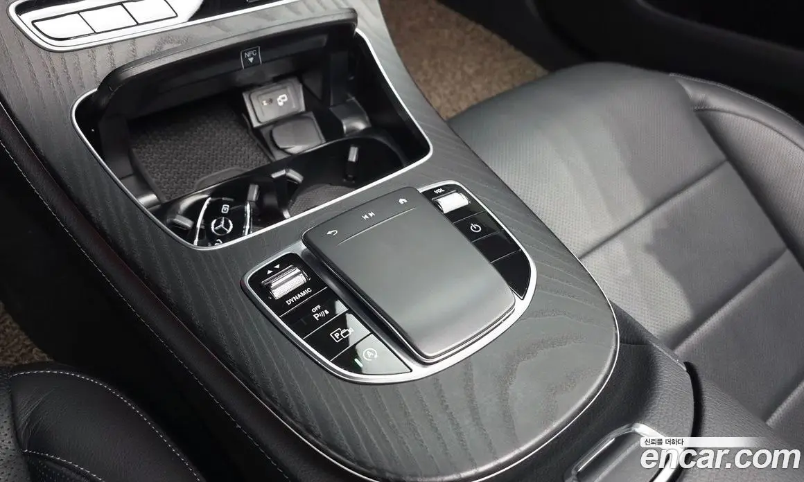 Mercedes-Benz E-Class 2023 2.0 автомат (гидро), фото 30 Mercedes-Benz E-Class 2023 2.0 автомат (гидро), фото 30