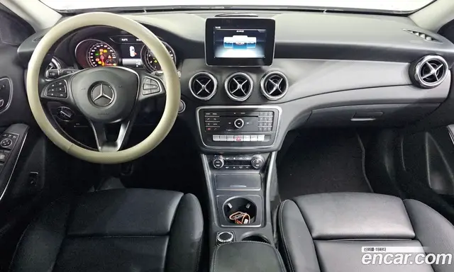 Mercedes-Benz GLA-Class 2018 2.0 автомат (гидро), миниатюра 7 Mercedes-Benz GLA-Class 2018 2.0 автомат (гидро), миниатюра 7