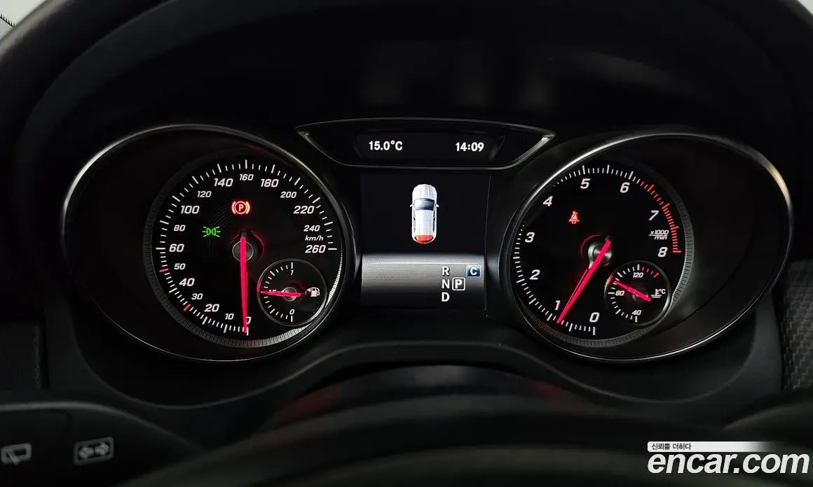 Mercedes-Benz GLA-Class 2018 2.0 автомат (гидро), фото 8 Mercedes-Benz GLA-Class 2018 2.0 автомат (гидро), фото 8