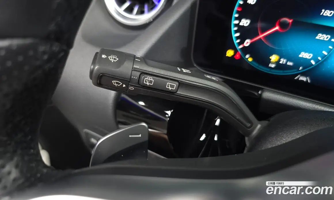 Mercedes-Benz GLA-Class 2020 2.0 автомат (гидро), фото 26