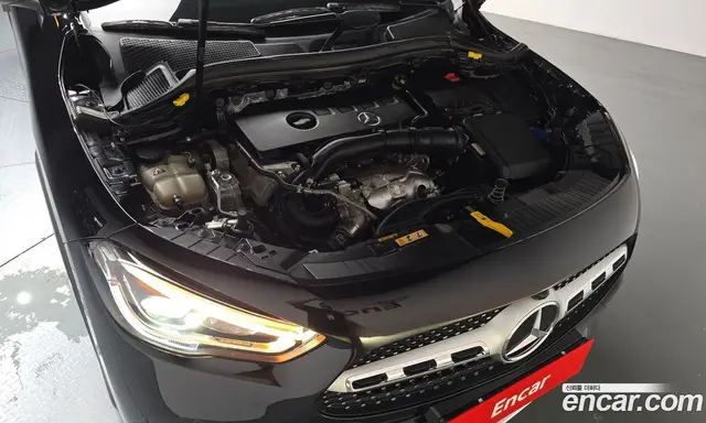 Mercedes-Benz GLA-Class 2020 2.0 автомат (гидро), миниатюра 5